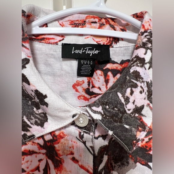 Lord & Taylor 100% Linen Floral Blouse (size small) - Picture 5 of 5